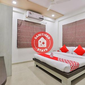 Oyo 16826 Hotel Marvel Inn